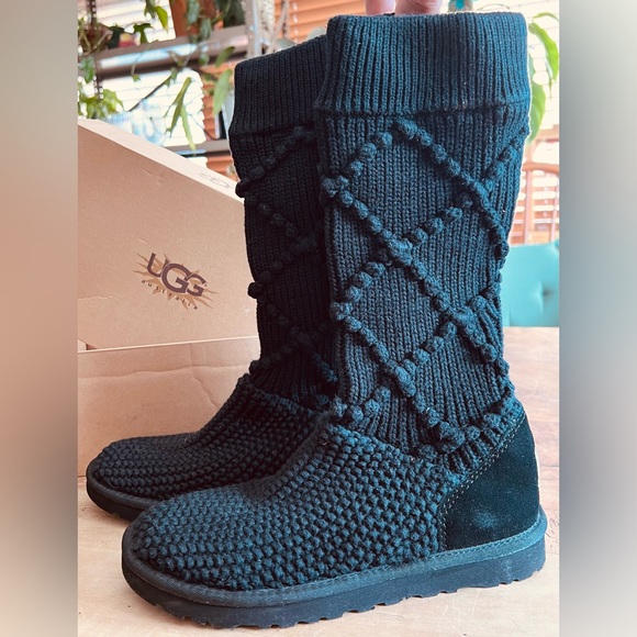 UGG Australia Classic Argyle Knit Boot Size8 USA 6.5 UK 39 EU - Picture 3 of 11